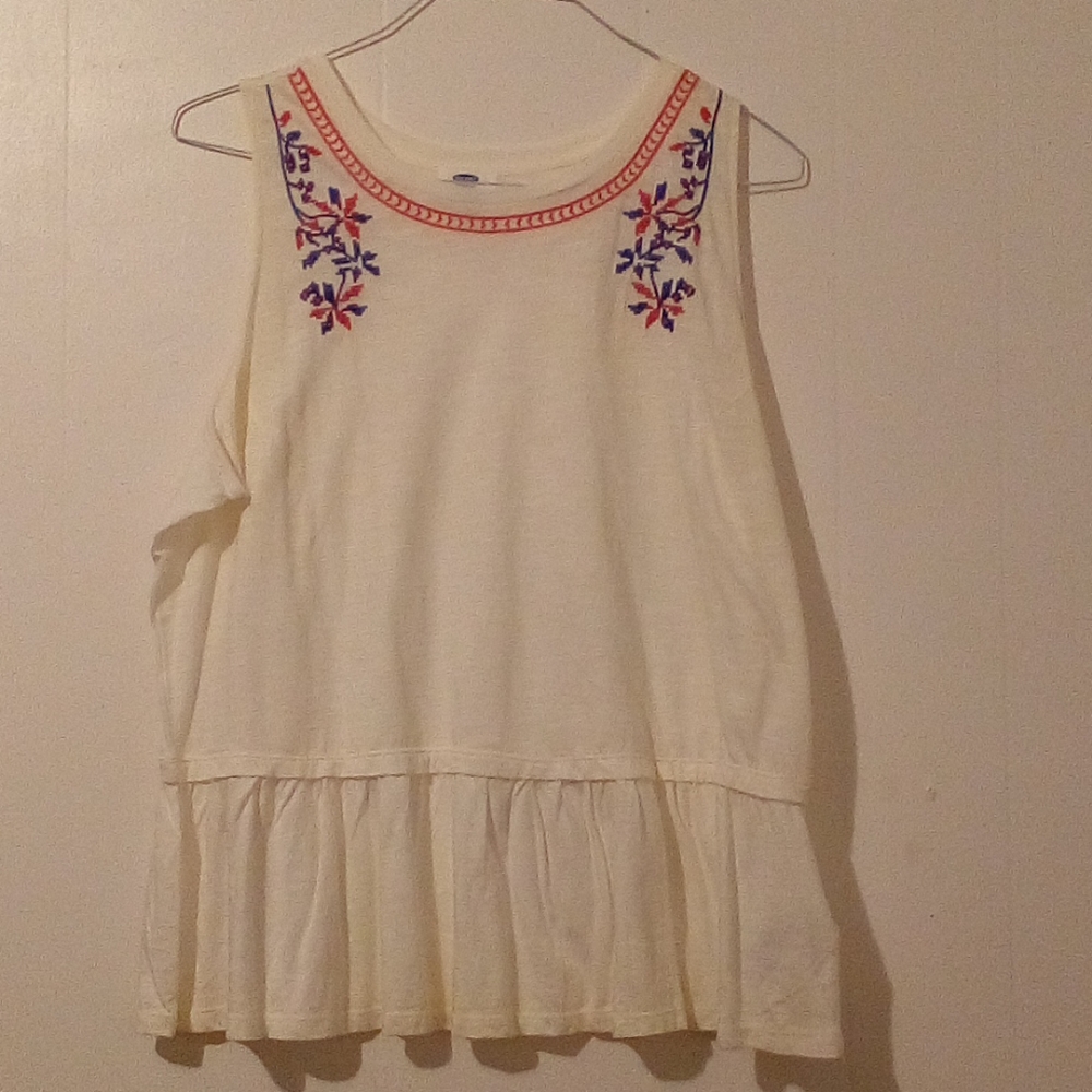 Old Navy White  XL Summer Top